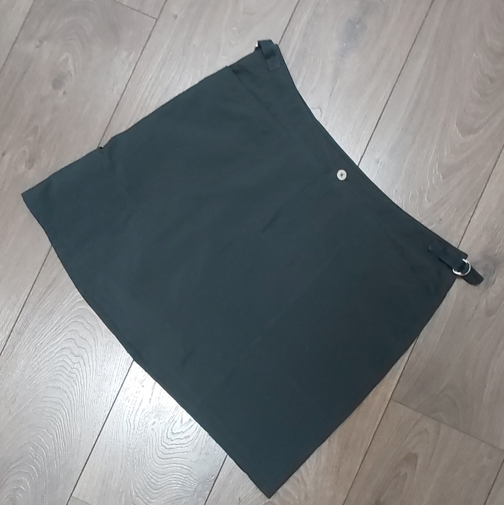 Fresh Produce black skort